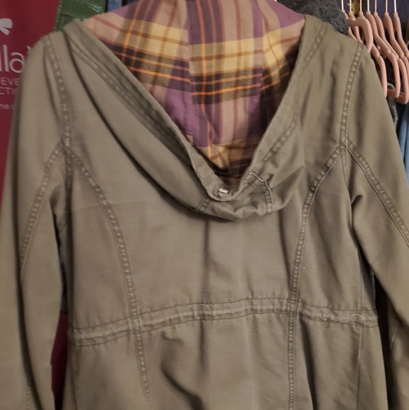 Green army jacket - Picture 2 of 3